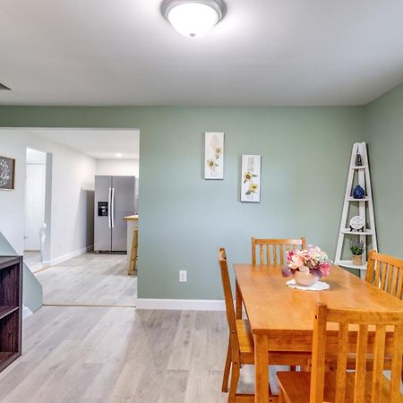 Charming Watkins Glen Home With Yard! Bagian luar foto