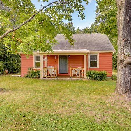 Charming Watkins Glen Home With Yard! Bagian luar foto